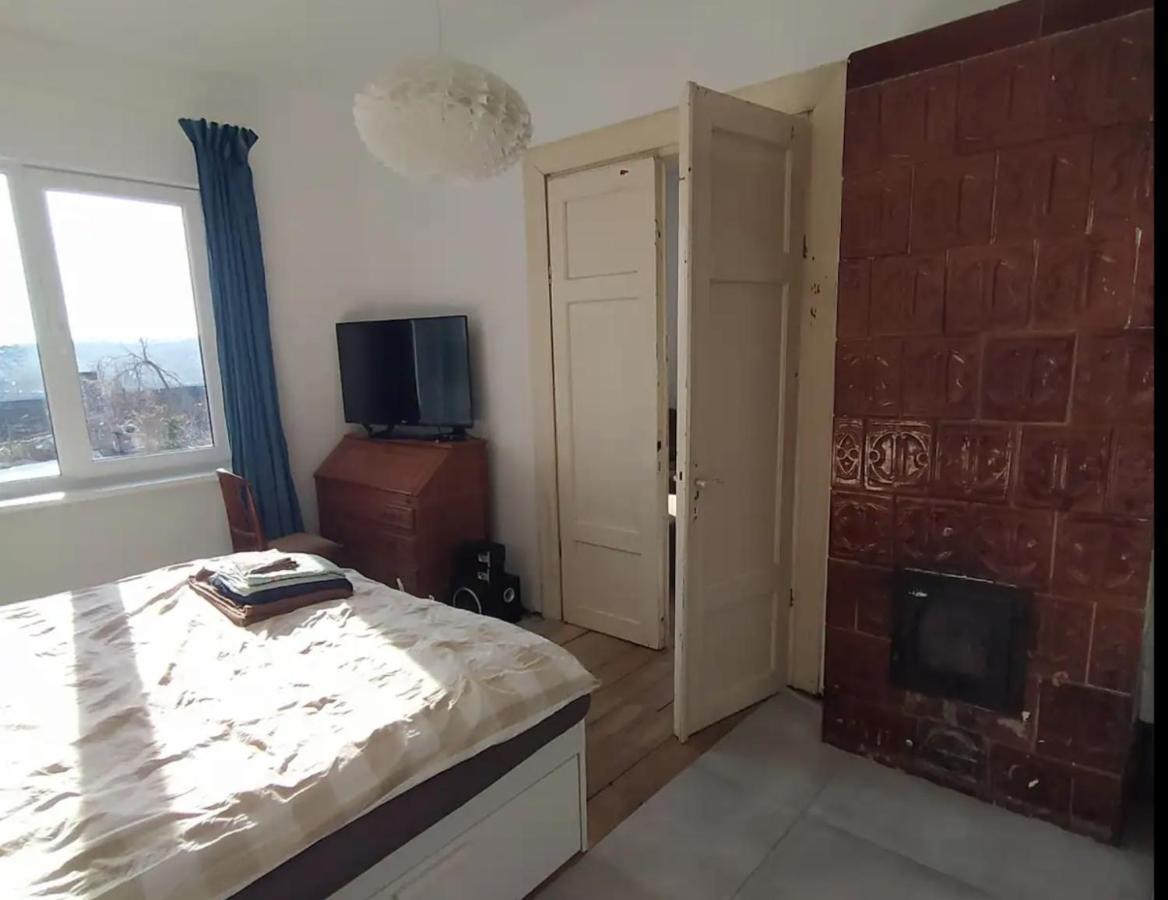 Hillside View House With Garden, Private Parking, Quiet Location - 12 Min To Old Town Anytime, Long Welcome Hébergement de vacances *