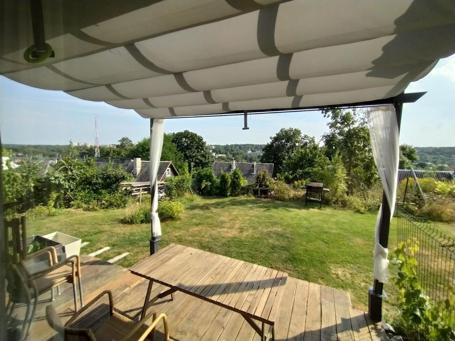 Hillside View House With Garden, Private Parking, Quiet Location - 12 Min To Old Town Anytime, Long Welcome Hébergement de vacances VNO